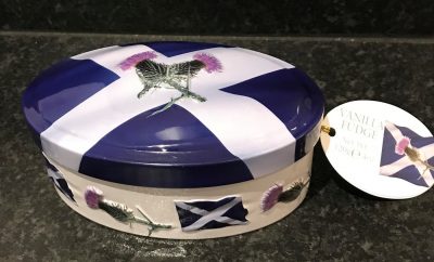 Vanilla Fudge Oval Tin - Saltire and Thistles