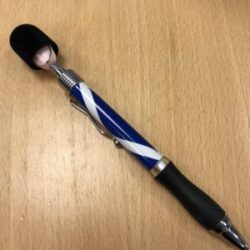pen-saltire-guard-e1541962383456 Pen - Soldier Head Saltire