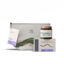 Highland Soap Company - Hand and Body Cream with Soap Gift Bag Wild Nettle and Heather Highland Soap Co - Hand and Body Cream with Soap with Gift Bag Wild Nettle and Heather