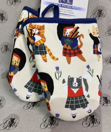 Kitchen - Micro Mitt Cats In Kilts
