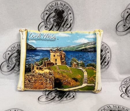 Magnet - Loch Ness Urquhart Castle