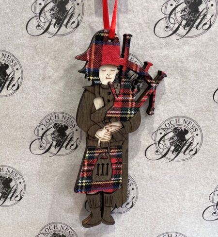 Christmas Decoration Wooden - Tartan Piper