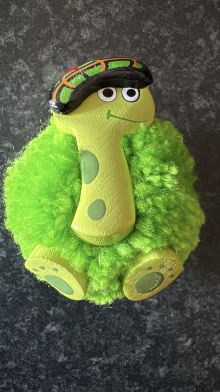 Magnet - Pom Pom Nessie The Loch Ness Monster